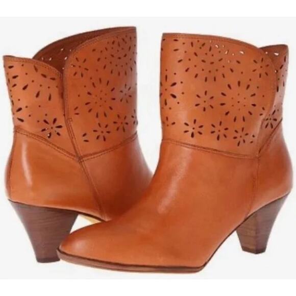 Latigo Viva‎ Anthropologie Leather Tan Foldover Ankle Boots Size 9 Boho Western - Picture 1 of 9